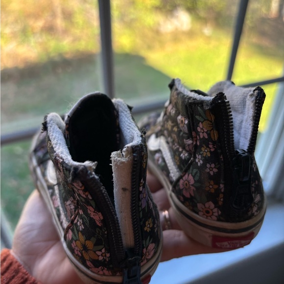Toddler VANS - Picture 3 of 3